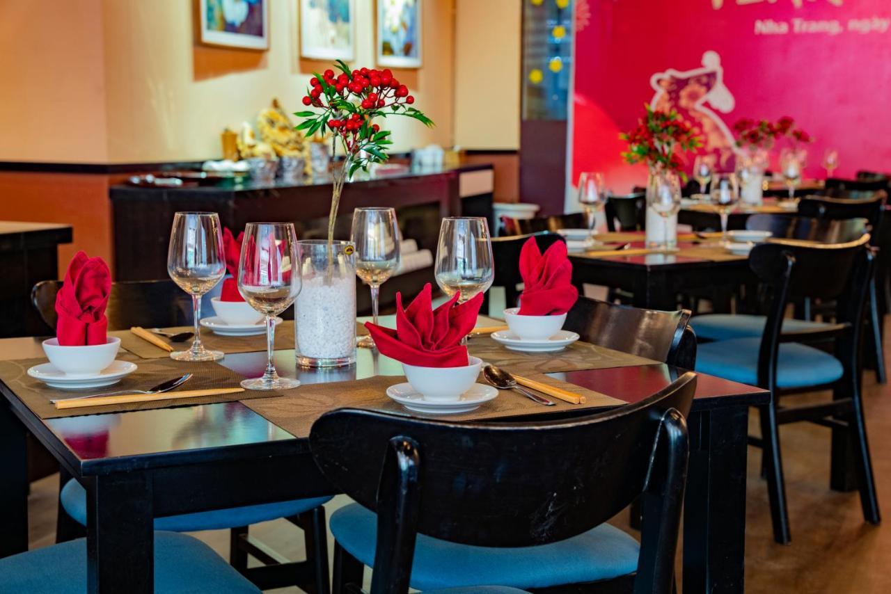 Paralia Hotel Nha Trang Buitenkant foto