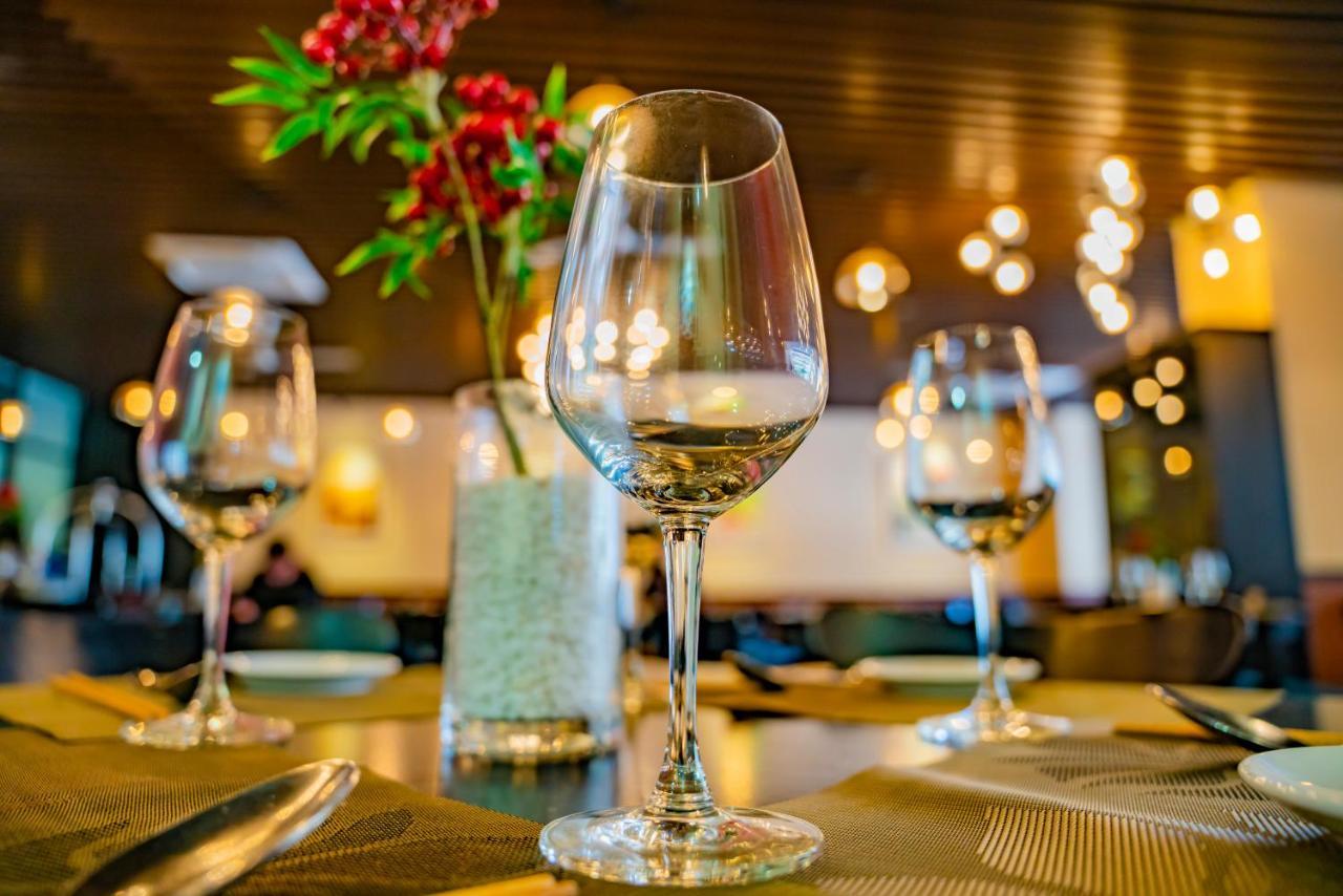Paralia Hotel Nha Trang Buitenkant foto